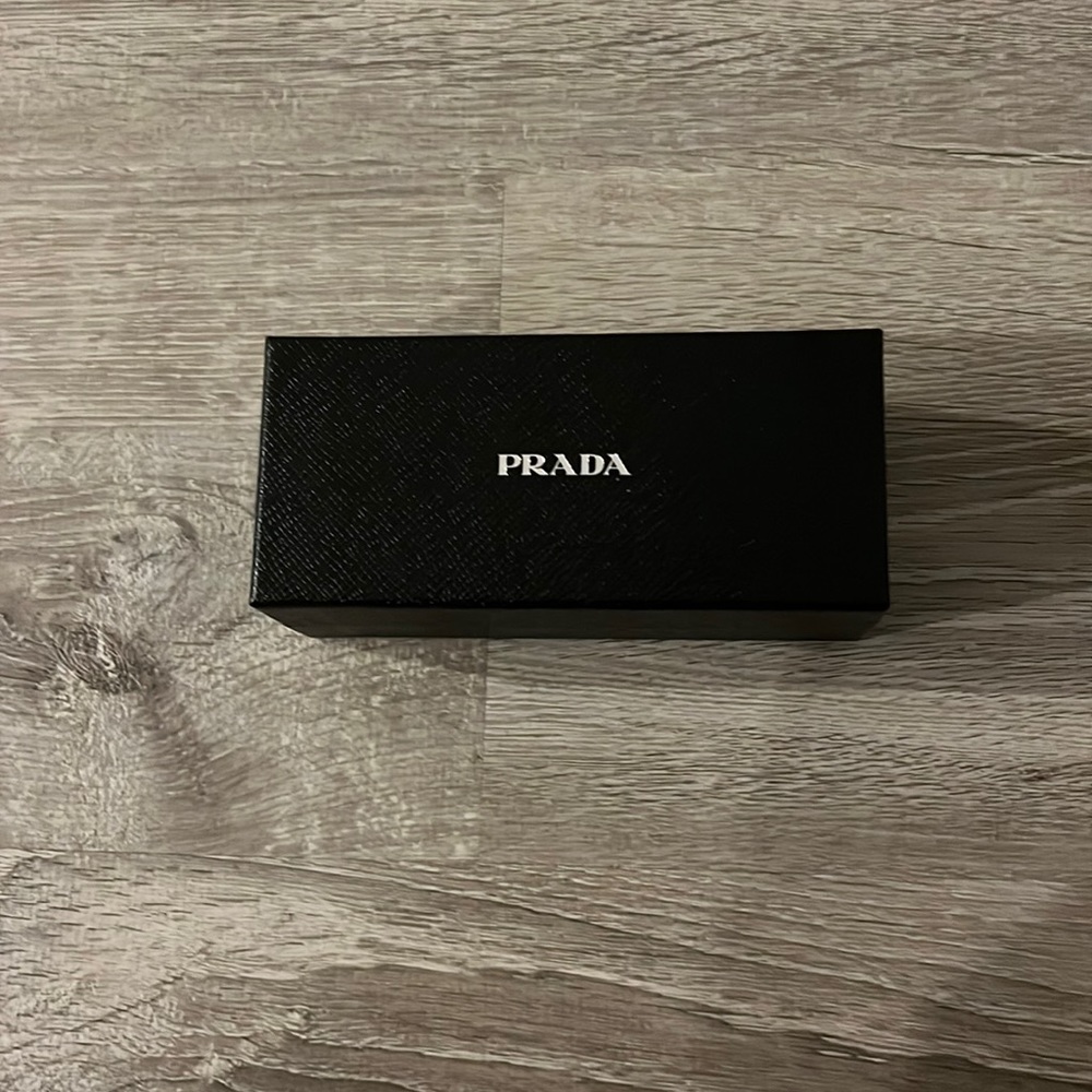 Accessory traveling box